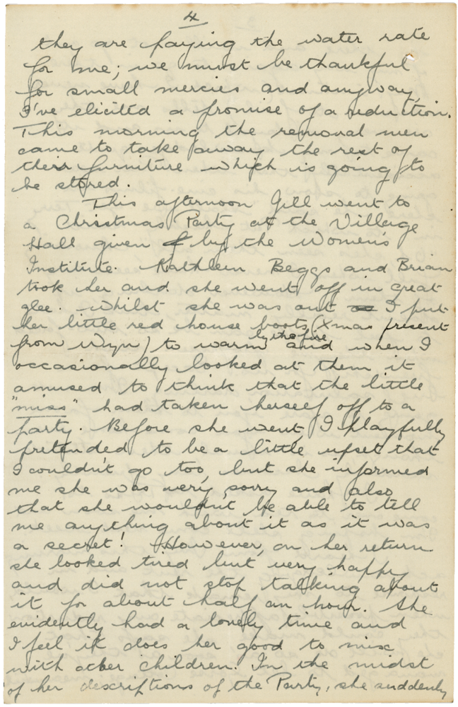 Letter from Teresina “Terry” Penman to Cyril “Kenneth” Penman dated January 1st, 1940. (pg. 4)